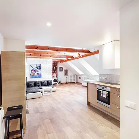 Castle View By Reside Baltic Wilno